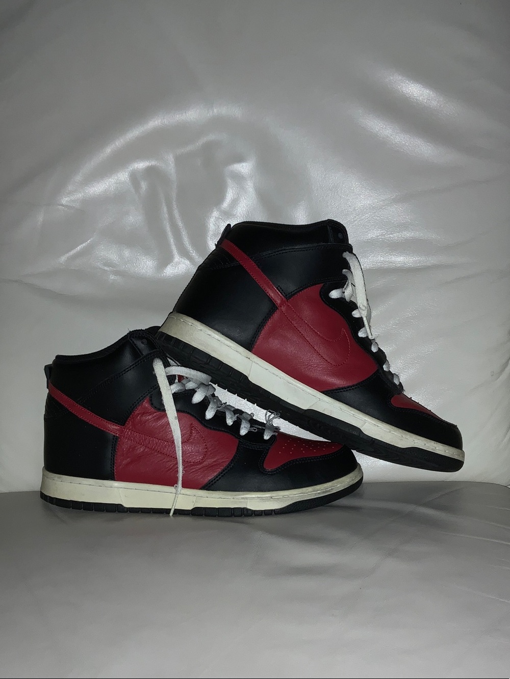 2010 Nike SB Dunk Chicago Bred High Black&Red 317982-013. Sz. 10.5